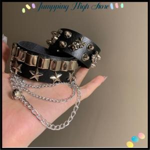 【Jumpping】 PUNK สร้อยข้อมือหัวกะโหลกโกธิคโซ่โลหะหมุดย้ำหนัง PU สายรัดข้อมือกำไลข้อมือกว้างเครื่องประดับสำหรับผู้ชายผู้หญิง