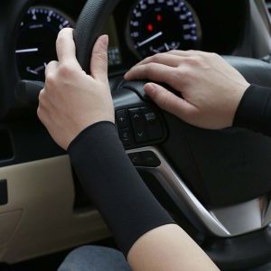 KUYES Golf 1Pair Elastic Wrist Cover Solid Color For Men Women Cooling Sleeves Sports Wristband Cycling Arm Sleeves Sunscreen Wrist Ice Silk Sleeves