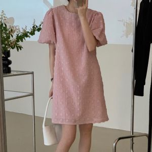 LHMoonlight สินค้าแนะนำ🍭แขนพองสไตล์เกาหลี 💛น่ารัก ชุดเดรสคอกลมแขนสั้น👗สวยๆๆเก๋ๆๆ เหมาะสำหรับสาวหวาน 🌟หวานแหวว น่ารักๆ  ทันสมัย  คุมโทน💟