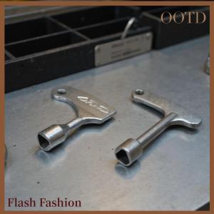 [Falsh F] Universal Multi-purpose Wrench KEY For Train Electrical Elevator Cabinet Valve Alloy Multi-purpose Triangular Key