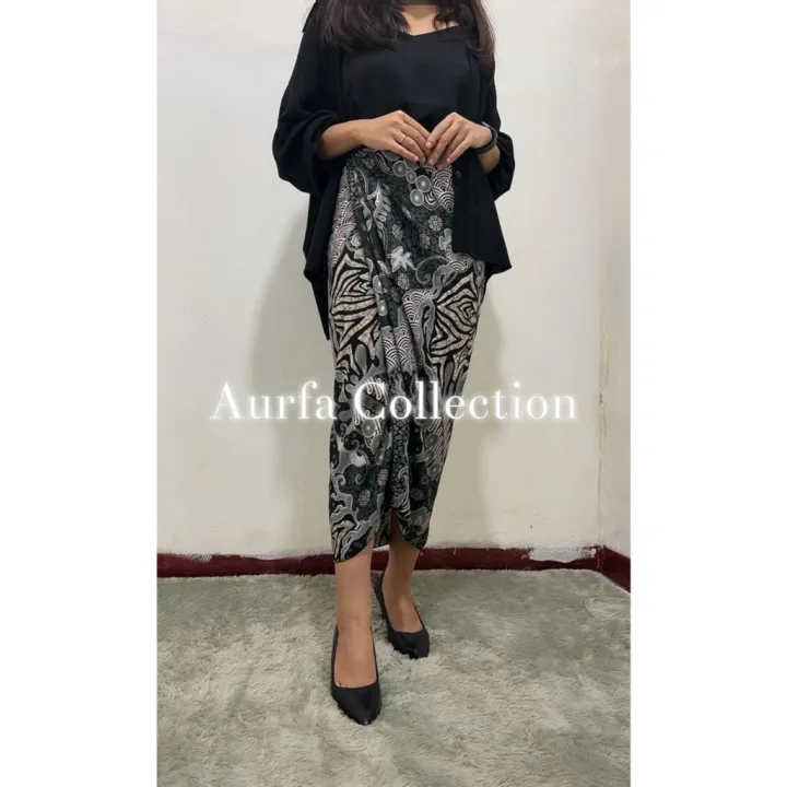 Rok%20Lilit%20Batik%20Murah%20Terlaris%20/%20Rok%20Pasangan%20Kebaya%20/%20Rok%20Panjang%20Muslimah%20/%20Rok%20Lilit%20Plus%20Ring%20Motif%20Pepaya/Realpict!!!%20Rok%20lilit%20batik%20wanita%20Rok%20lilit%20batik%20Bawahan%20batik%20rok%20wanita%20KAIN%20LILIT/ROK%20SERUT%20BATIK/Rok%20Plisket%20motif%20batik%20warna%20terlaris%20-%20Image%202