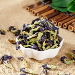 紫色花ดอกอัญชัน บำรุงเลือด เส้นผม