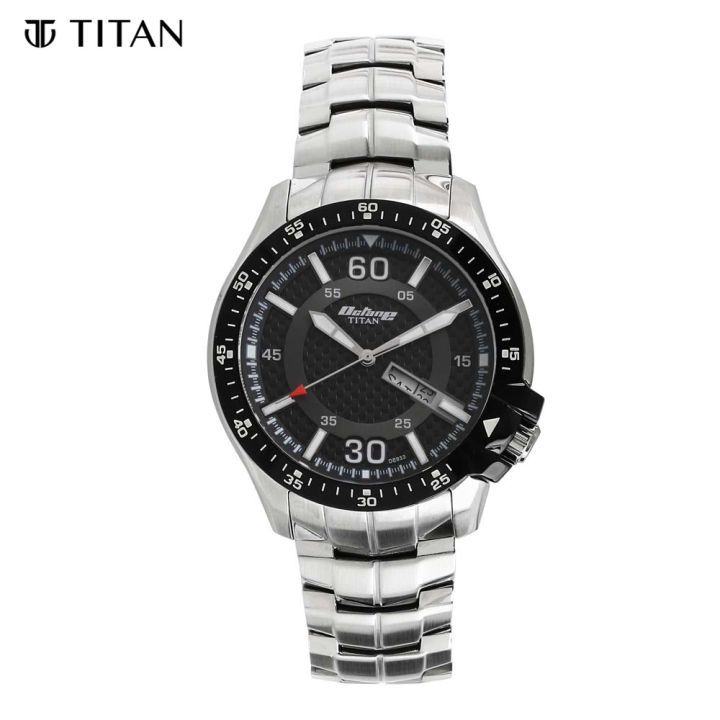 Titan Octane Black Dial Silver Stainless Steel Strap Analog Men's