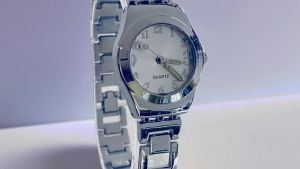 SW ladies metal stylish watch