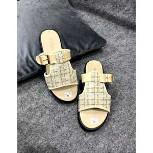 Sandal Platform Wanita Slop Gesper Kekinian 2024 Sendal Cewe Terbaru Masa Kini