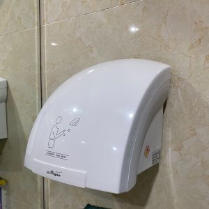 Máy sấy tay tự động cảm ứng treo tường YG-2000 công suất 1800w siêu bền