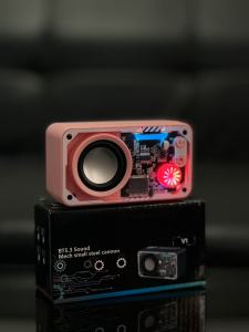 ลำโพงบลูทูธ V1 ลําโพงซับวูฟเฟอร์ แบบพกพา รองรับ บลูทูธ 5.3 และ การ์ด TF Wireless Bluetooth Speaker ลำโพงเบสหนัก เสียงดีมาก