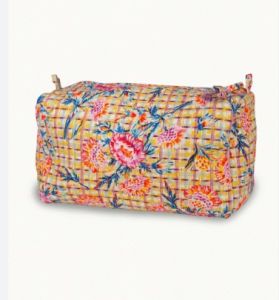 Fragonard Frivole Toiletry Bag (Small) by Senteurs de Provence since 2004
