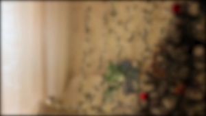 Vine with Fairy Lights23ft 70LED Ivy String Light with Battery OperatedLeaf Light for Bedroom Room Wall Garden Party Wedding Decor (Warm White)