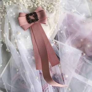 Elegant Women Shirt Layer Rion Bow Tie Cravat Lady Clip Pins Wedding Party Alloy Bling Crystal Rhinestone Necktie Chic Bowtie