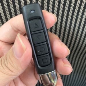 Wenqia phổ 433Mhz 330MHz bản sao từ xa duplicator cổng ga-ra Thiết bị mở cửa 4 Key nhân bản Transmitter (bao gồm pin)