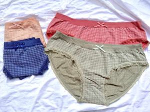 CD Celana Dalam Wanita / CD Wanita Kotak Kecil / Allsize / Harga 1pcs / Realpicture