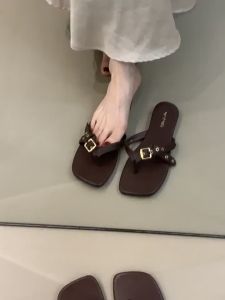 [Free Shipping] Sheepskin version~Vintage buckle flip-flops for outdoor wear flat-soled sandals for women casual beach slippers