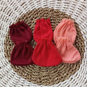3Set Sartaki Sarung Tangan Dan Kaki Bayi Baru Lahir Lembut 0- 3 Bulan Serian Merah Marun