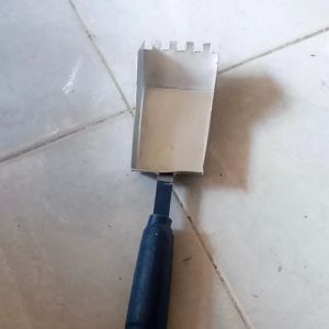 sendok hebel ukuran 7cm