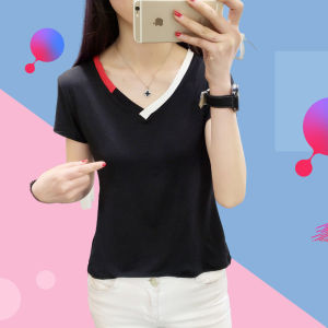 เสื้อยืดสีขาวดำ 🖤 รูปแบบคอวี ใส่ไปงานคือเลิศ ✨ เนื้อผ้านิ่มมาก ❤️‍🔥