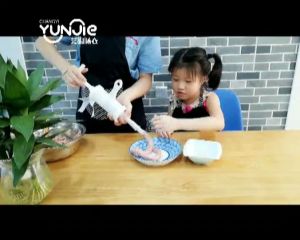 Dụng Cụ Cầm Tay Nhồi Lòng Làm Xúc Xích Dụng Cụ Làm Lạp Sườn Lạp Xưởng Tặng Kèm 2 Phễu Tiện Lợi PVN7110