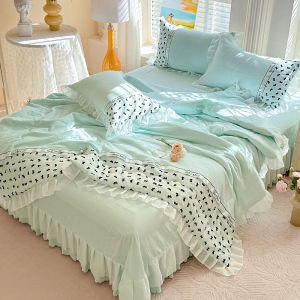 Bedding four-piece set small fresh pure cotton summer cool quilt bed skirt four-piece set lace edge summer quilt air conditioner quilt four-piece set of bedding (bed sheet * 1 thin quilt * 1 pillowcase * 2)
