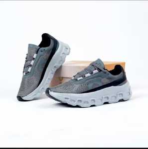 Sneakers Running Cloudmonster Multicolor Mesh & Mesh TPE untuk Pria dan Wanita