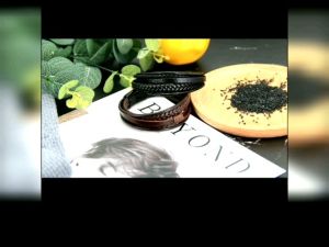 Gelang Tangan Pria Multilayer Model Kulit Elegan Vintage Multilayer Fashion Pria Korea