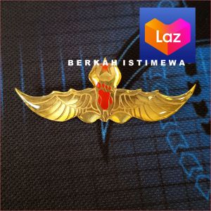 wing tapak pramuka merah hitam