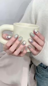 【HANDMADE】Artificial Nail Green Glass Bead Cat Eye Oil Painting Flower Short style Fake Nail Set With Glue Reusable and Removable Press on nails