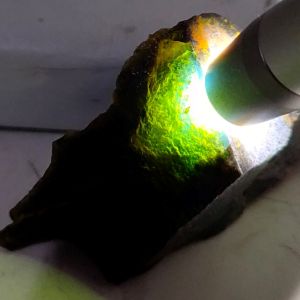 natural batu bacan doko Bongkahan. batu yang dikirim sesuai foto & video. Kode19