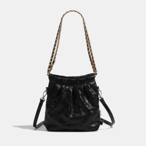 2026 Spring newhobo bag for women quilted chain backpack versatile small backpack single shoulder crossbody bag