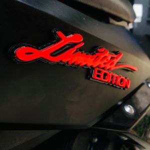 EMBLEM MOTOR MOBIL   TULISAN LIMITED EDITION VARIASI TIMBUL 3D BAHAN FIBERGLASS