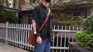 YIMO Mens Genuine Leather Single Shoulder Bag Crazy Horse Leather Crossbody Bag Top Layer Cowhide Flap Single Shoulder Bag iPad Bag