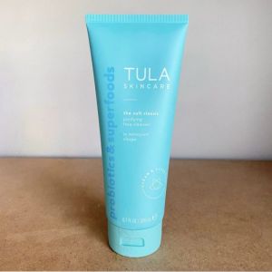Sửa rửa mặt thanh lọc TULA Skincare The Cult Classic 200ml