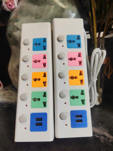 Combo 2 ổ cắm điện cao cấp thiết kế sang trọng thân thiện có cổng USB để xạc điện thoại rất tiện lợi .