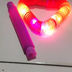 Mainan Pop Light / Light Up Pop Pipes