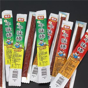 ขนมขบเคี้ยวแบบลำลองแบบแท่งรสเผ็ดเนื้อวัวรสเผ็ด