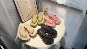 Thai Thick-Soled Flip-Flops Fashionable Outdoor Wear Color-Blocked Non-Slip Versatile Sandals