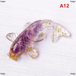 [COD] hegu หินคริสตัลกรวดนำโชครูปปั้นปลา KOI เรซิ่นขนาดเล็กควอตซ์แฟนซีรูปปั้นปลาคาร์พตกแต่งบ้านของขวัญประดับโต๊ะ