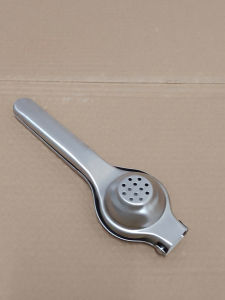 Dụng cụ ép chanh Inox
