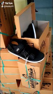 ARTSTORE01 - Sandal Gunung Pria Wanita Lozta AS 03 High Quality / Sandal Fashion Terlaris