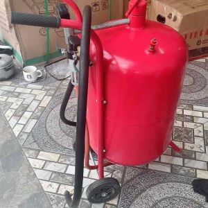 Sandblasting tank/sand blasting machine made in taiwan