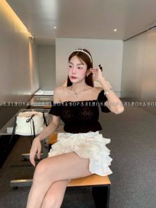 💰 Mahaheng💰 เสื้อครอป ปาดไหล่ ผ้าฉลุ  สีพื้น น่ารักมากกก  #เสื้อครอปสีพื้น #เสื้อครอปผู้หญิง   แขนระบาย ใส่สบาย น่ารัก แฟชั่นผู้หญิง  แฟชั่นเกาหลี เสื้อราคาถูก