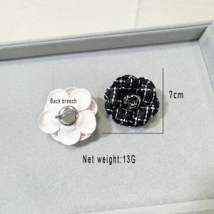 JJT Elegant Tweed Camellia Flower Brooch for Women Vintage Chic Accessories with Handcrafted Floral Design