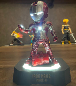 Mô hình siêu nhân người sắt hiệu ứng led Chibi lớn cao 20cm Tặng đế led phong cách IronMen Full Box 2114 3