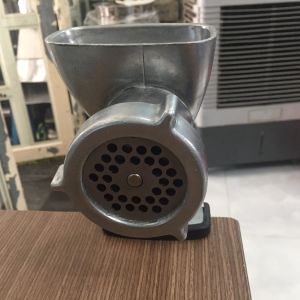 Máy xay thịt quay tay kiểu liên xô