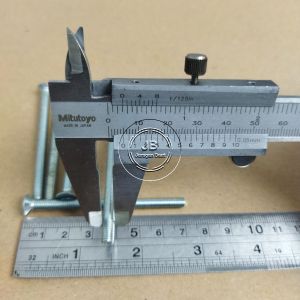 10 BUAH BAUT JF M5 X 70 FLAT HEAD SEKRUP M5X70 PANJANG 7CM 7 CM BAUD 8 5X70 5 X 70 MM 70MM OBENG PLUS SKRUP PUTIH GALVANIZ GALVANIS GALPANIS PITCH DRAT 0.8