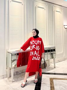 PAKAIN WANITA TUNIK MUSLIMAH //  BEST SELLER!!!!!!/  NEUM/ LONG TUNIK KAOS/ LONG TUNIK NEUM/ LONG TUNIK JUMBO/ LONG TUNIK MURAH/ TUNIK MURAH/ TUNIK NEUM/ TUNIK JUMBO/ BIG SIZE  BHAN TEBAL 20s