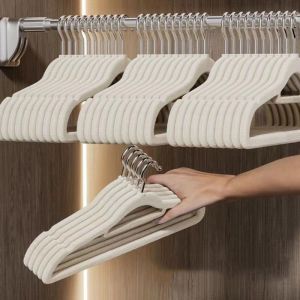 10 Pcs Non-slip Velvet Hangers Space-saving Legant and Beautiful Coat Clothes Hanger Strong Durable
