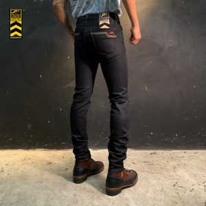 2Kings Slim Gasoline & Garage Glass Cutting Board, 12