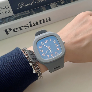 Tri-Town Korean Fashion Womens Watch Square Ladies Watch Digital Pointer Ladies Watch Silicone Watches Student Fashion Watch