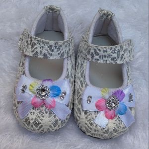 SEPATU BAYI PEREMPUAN LUCU USIA 0-12BULAN