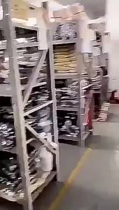 ฮู้ดดี้พิมพ์ลายกราฟฟิตี้รูปเกือกม้าขนาดใหญ่สำหรับผู้ชายและผู้หญิง สไตล์ใหม่